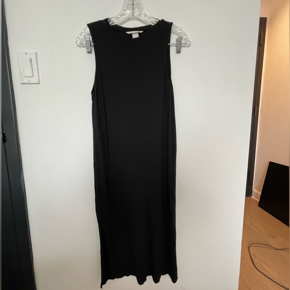 Black Sheath Dress - Picture 2 of 3